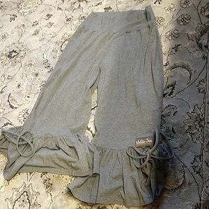 MJ ruffle pants